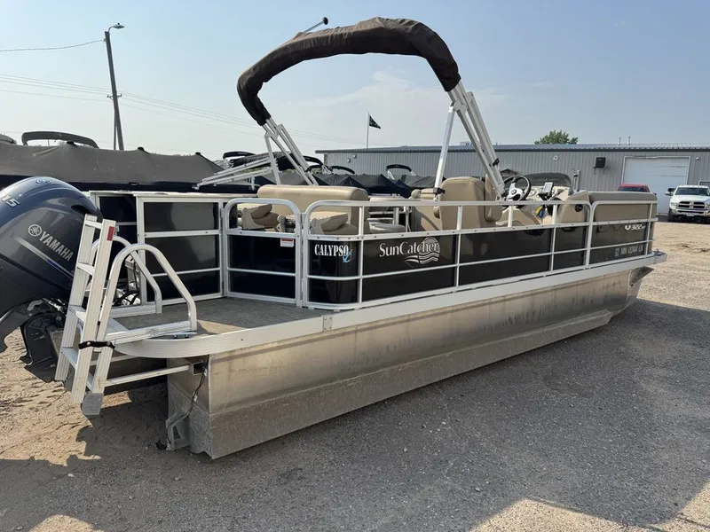 Slide: The Image of SunCatcher V322 RF Tritoon Pontoon 2016 - 40