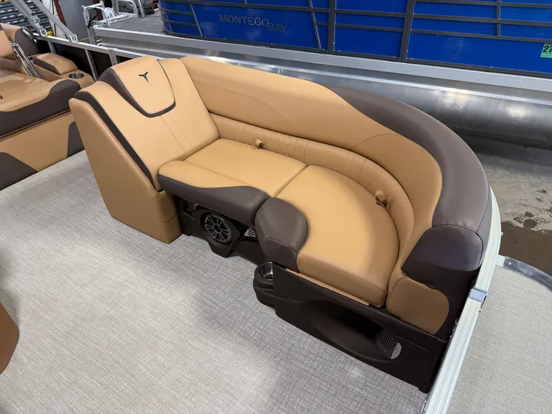 Slide: The Image of Tahoe LTZ 2385 Quad Lounge Shift Flip & Honda 4-Stroke EFI 2025 - 8