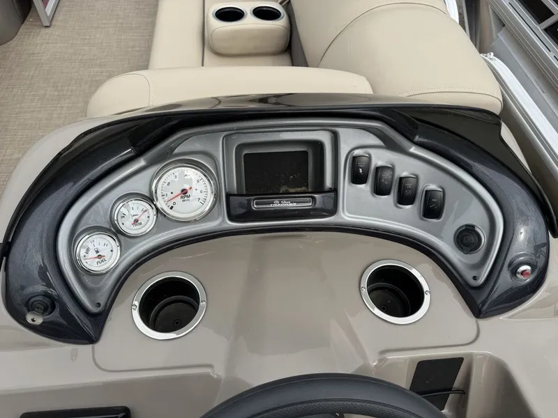 Slide: The Image of Sun Tracker Party Barge 20 DLX 2023 - 20