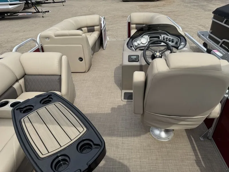 Slide: The Image of Sun Tracker Party Barge 20 DLX 2023 - 7