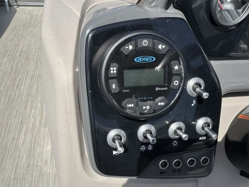 Slide: The Image of Princecraft Vectra 19 2020 - 24