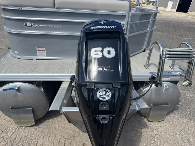 Slide: The Image of Princecraft Vectra 19 2020 - 50