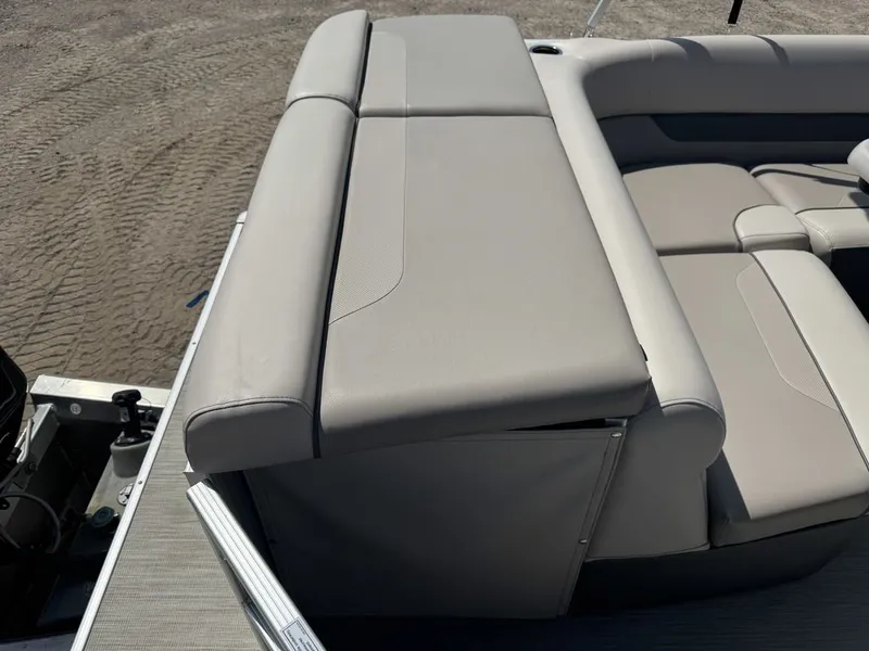 Slide: The Image of Princecraft Vectra 19 2020 - 8