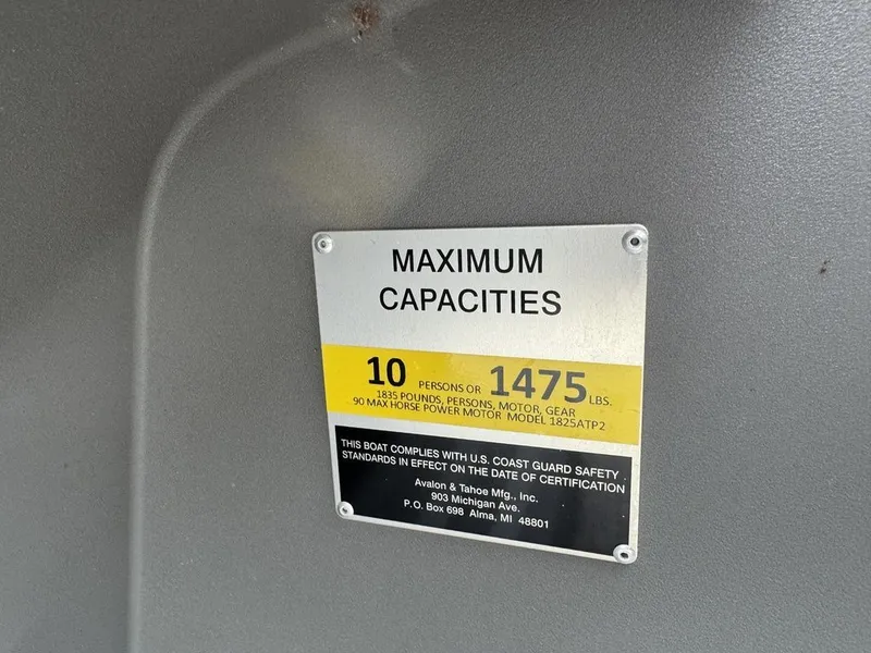 Slide: The Image of Tahoe SLT 18' Quad Lounge & Honda 60HP 4-Stroke EFI 2021 - 25