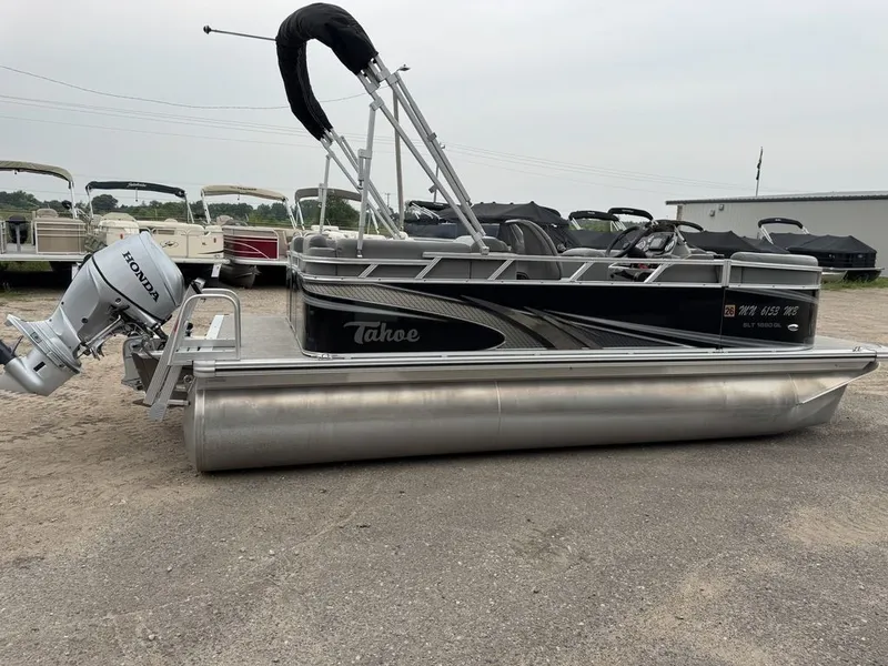 Slide: The Image of Tahoe SLT 18' Quad Lounge & Honda 60HP 4-Stroke EFI 2021 - 43