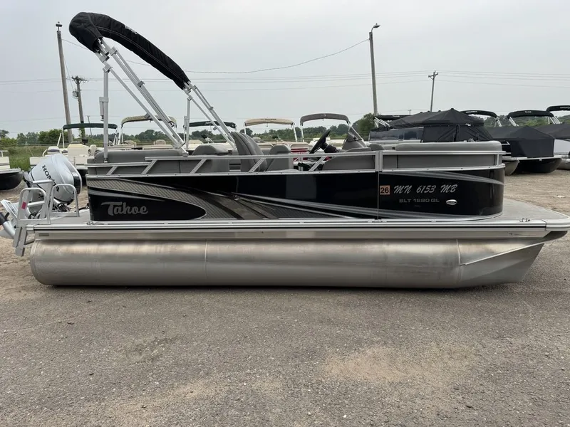 Slide: The Image of Tahoe SLT 18' Quad Lounge & Honda 60HP 4-Stroke EFI 2021 - 46