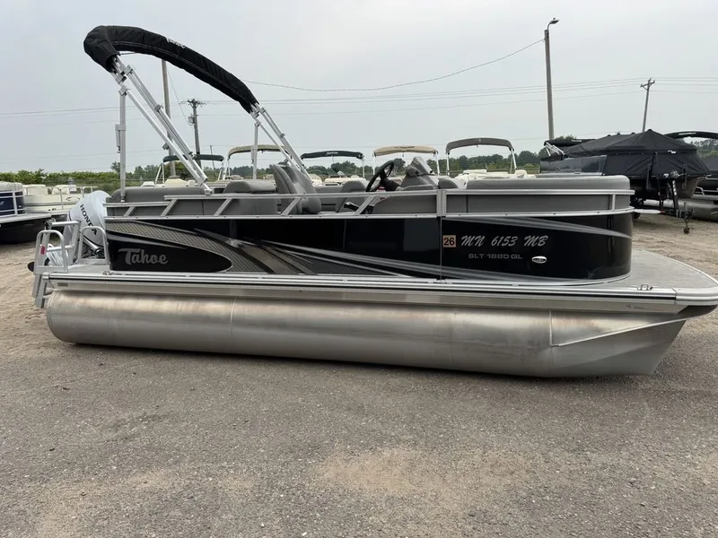 Slide: The Image of Tahoe SLT 18' Quad Lounge & Honda 60HP 4-Stroke EFI 2021 - 47