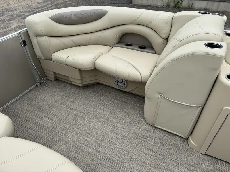 Slide: The Image of Sylvan 820 Cruise-N-Fish Pontoon 2017 - 10