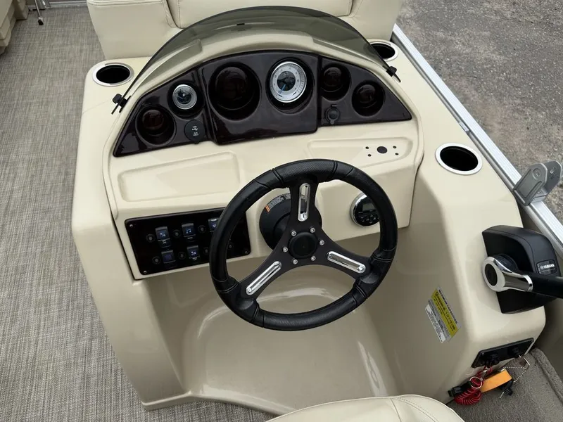 Slide: The Image of Sylvan 820 Cruise-N-Fish Pontoon 2017 - 16