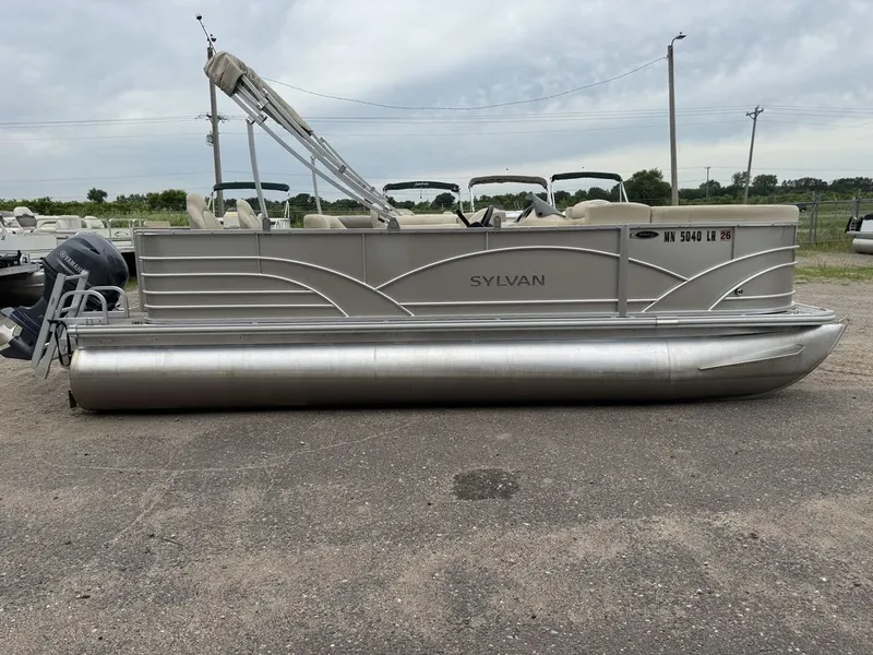 Slide: The Image of Sylvan 820 Cruise-N-Fish Pontoon 2017 - 20