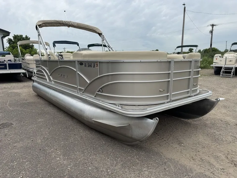 Slide: The Image of Sylvan 820 Cruise-N-Fish Pontoon 2017 - 49
