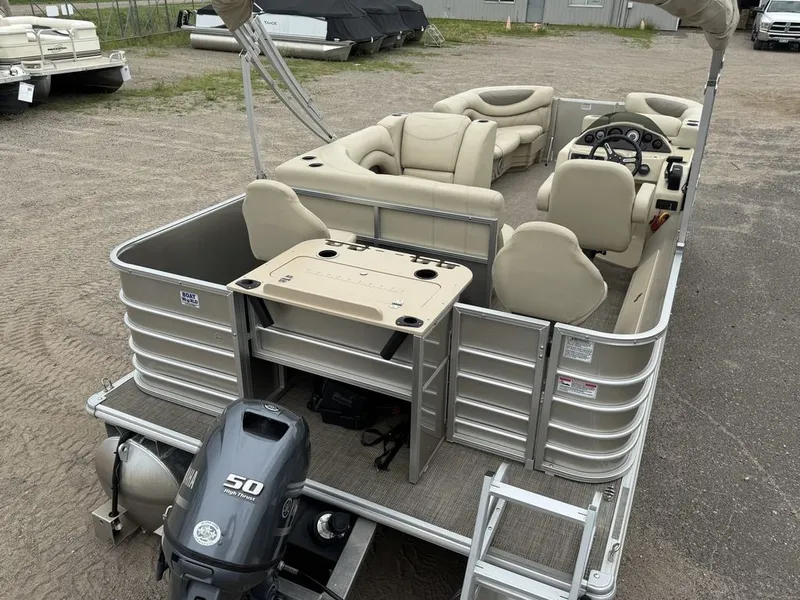 Slide: The Image of Sylvan 820 Cruise-N-Fish Pontoon 2017 - 5