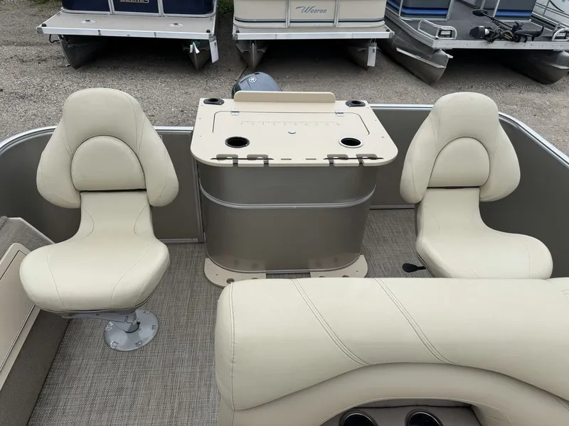 Slide: The Image of Sylvan 820 Cruise-N-Fish Pontoon 2017 - 6