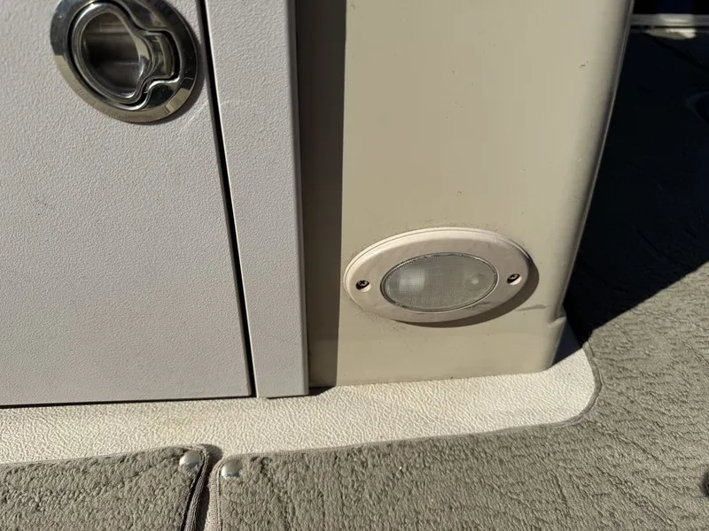 Slide: The Image of Sylvan 820 Cruise Pontoon 2016 - 19