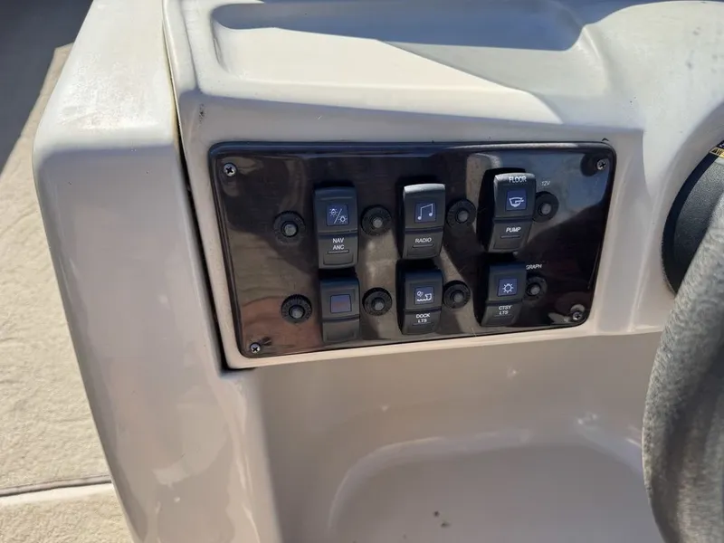 Slide: The Image of Sylvan 820 Cruise Pontoon 2016 - 22