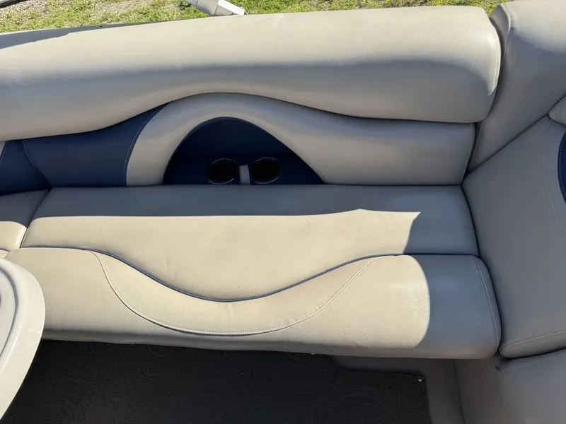 Slide: The Image of Sylvan 820 Cruise Pontoon 2016 - 31