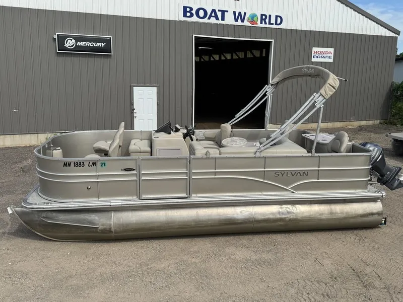 Slide: The Image of Sylvan 820 4-PT Pontoon 2016 - 4