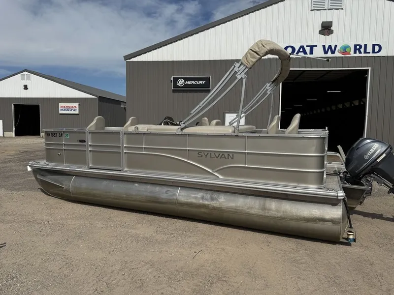 Slide: The Image of Sylvan 820 4-PT Pontoon 2016 - 61