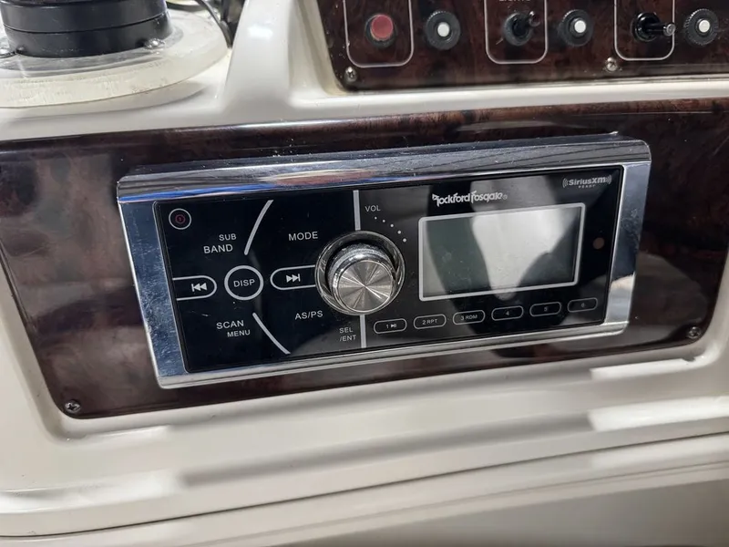 Slide: The Image of Misty Harbor 2285 GM Pontoon $14,995 2005 - 27