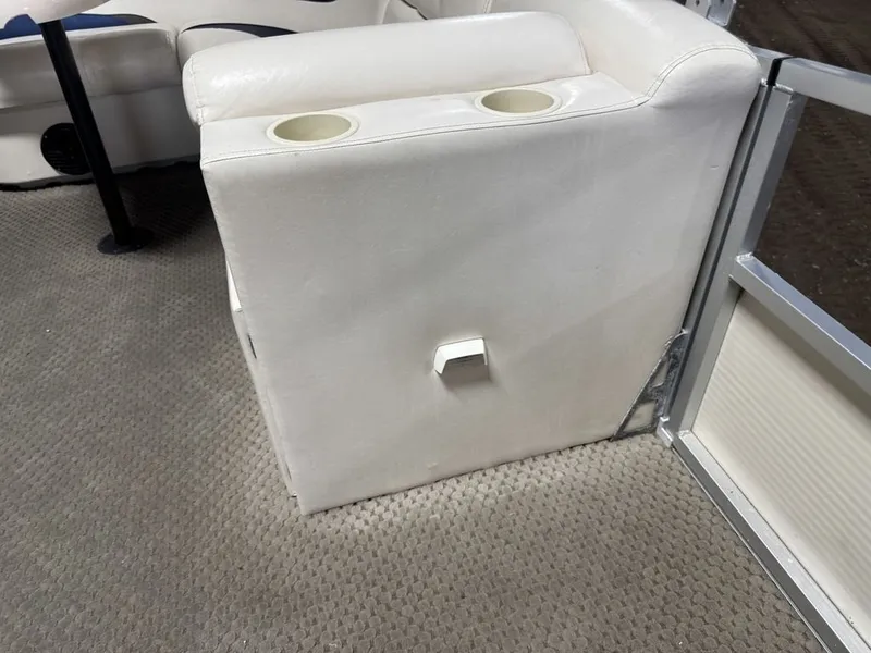 Slide: The Image of Misty Harbor 2285 GM Pontoon $14,995 2005 - 30