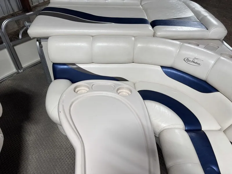 Slide: The Image of Misty Harbor 2285 GM Pontoon $14,995 2005 - 34