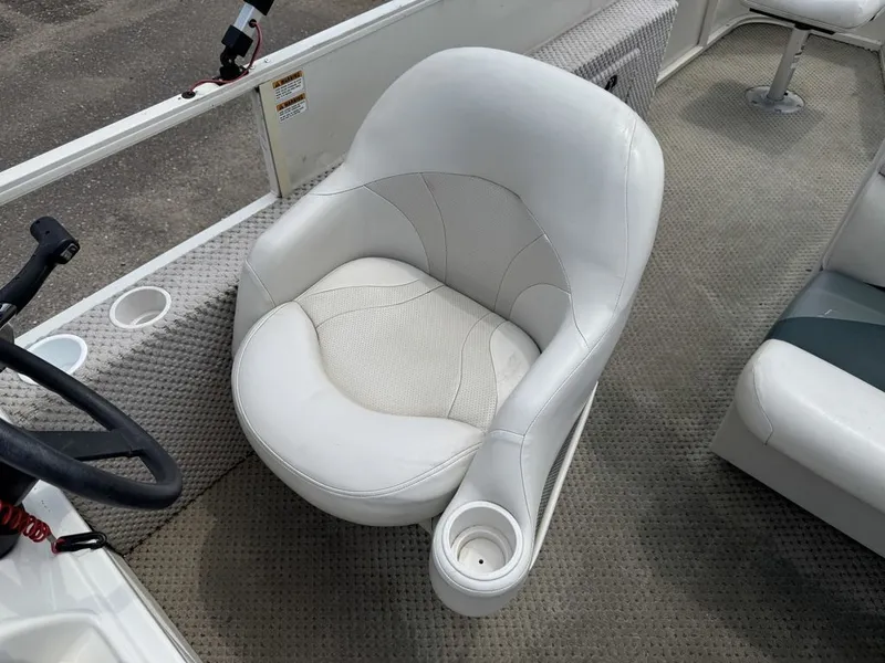 Slide: The Image of Starcraft Limited 200 4-PT Pontoon 2006 - 12