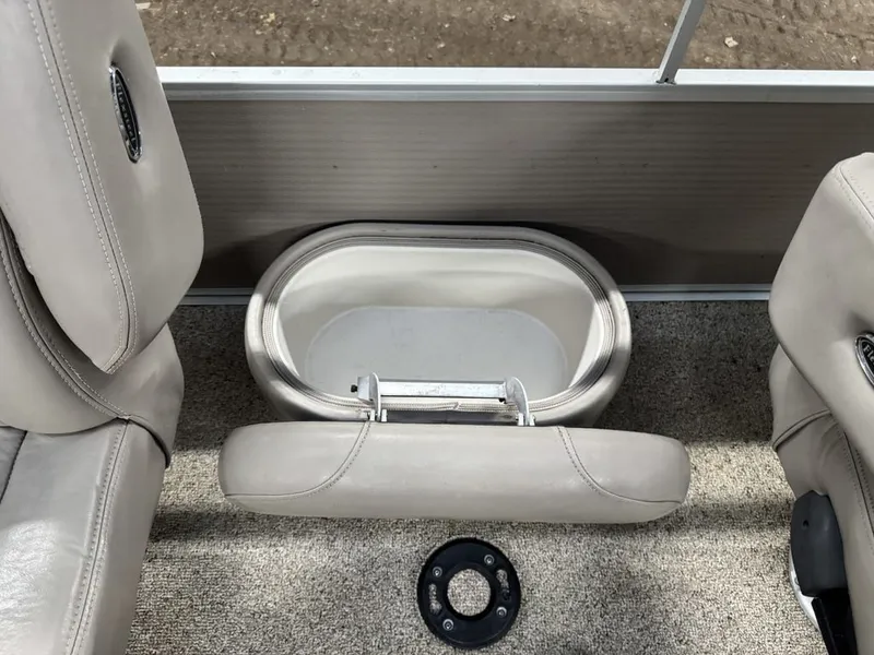 Slide: The Image of Premier Legend 250 Pontoon 2007 - 15