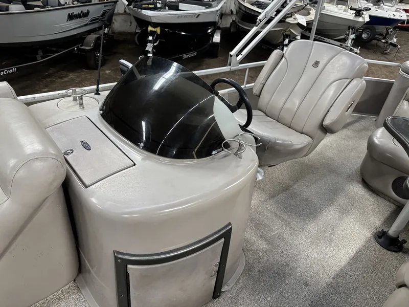 Slide: The Image of Premier Legend 250 Pontoon 2007 - 21
