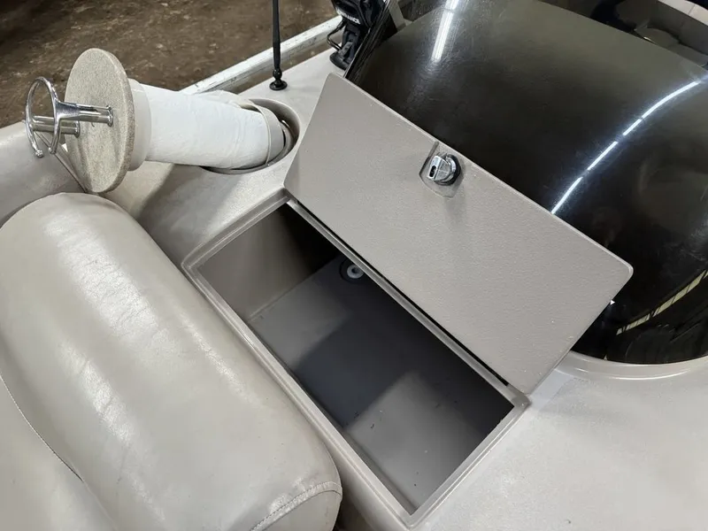 Slide: The Image of Premier Legend 250 Pontoon 2007 - 23