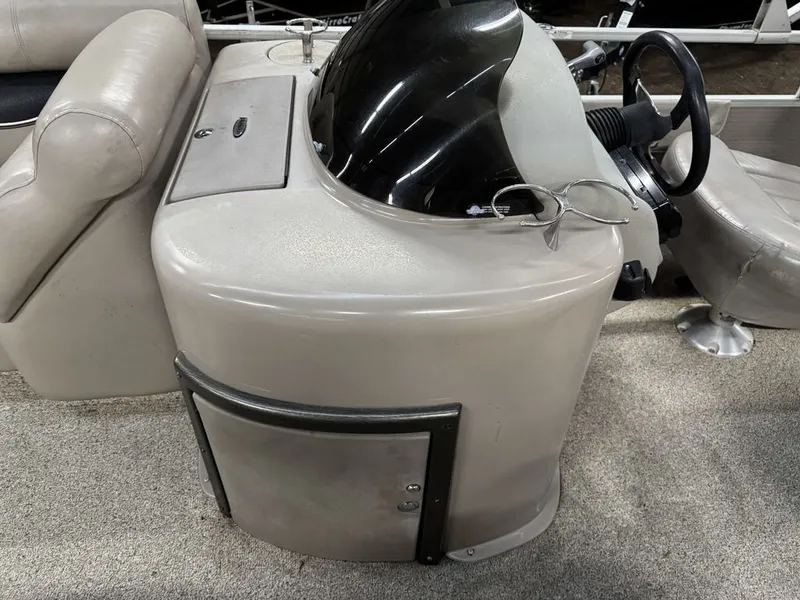 Slide: The Image of Premier Legend 250 Pontoon 2007 - 24