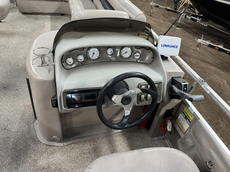 Slide: The Image of Premier Legend 250 Pontoon 2007 - 28