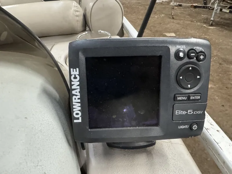 Slide: The Image of Premier Legend 250 Pontoon 2007 - 31