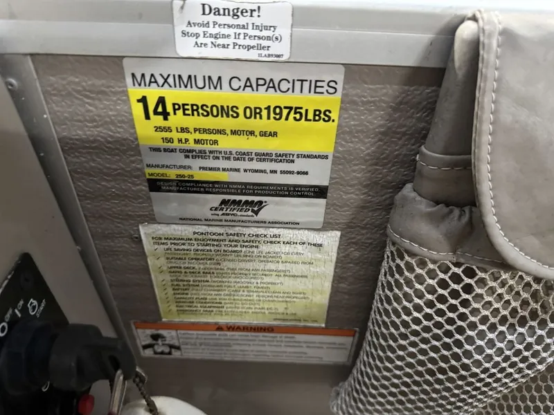 Slide: The Image of Premier Legend 250 Pontoon 2007 - 56