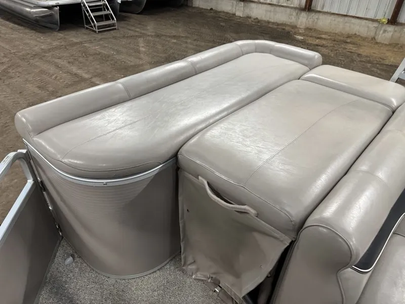 Slide: The Image of Premier Legend 250 Pontoon 2007 - 9