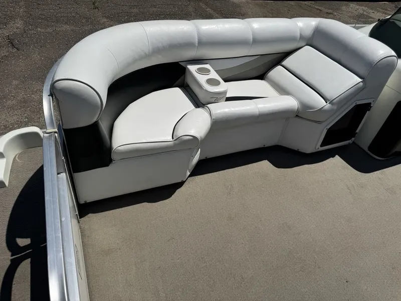 Slide: The Image of Weeres 220 Sun Deck SE Pontoon 2003 - 11