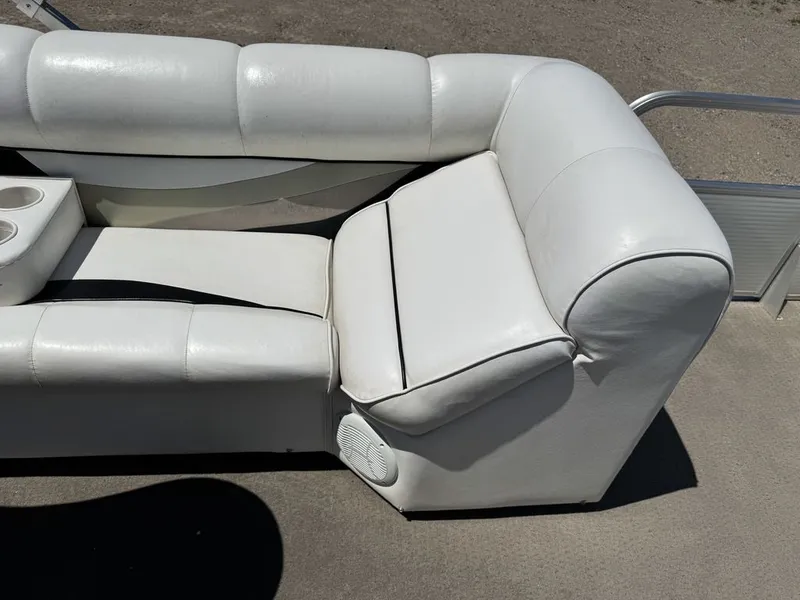 Slide: The Image of Weeres 220 Sun Deck SE Pontoon 2003 - 28