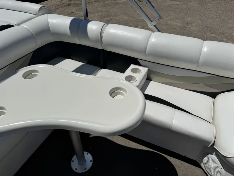 Slide: The Image of Weeres 220 Sun Deck SE Pontoon 2003 - 29