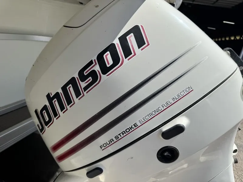 Slide: The Image of Weeres 220 Sun Deck SE Pontoon 2003 - 46