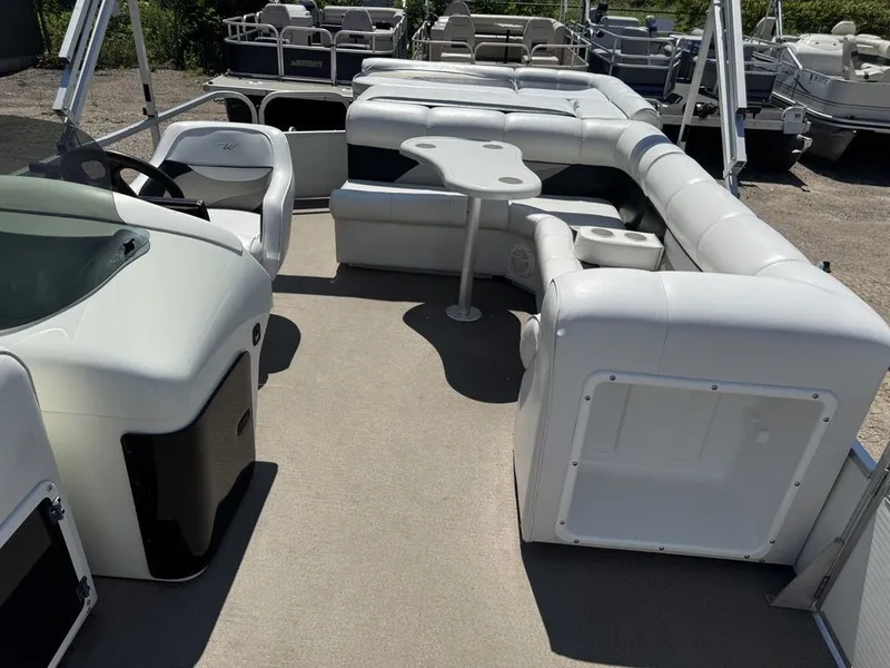 Slide: The Image of Weeres 220 Sun Deck SE Pontoon 2003 - 5