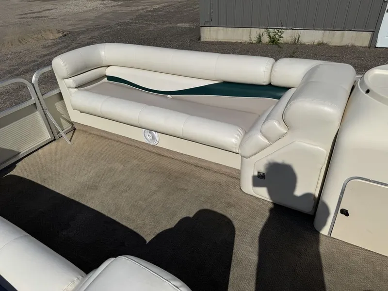 Slide: The Image of Bennington 2275 LX Pontoon 1998 - 14