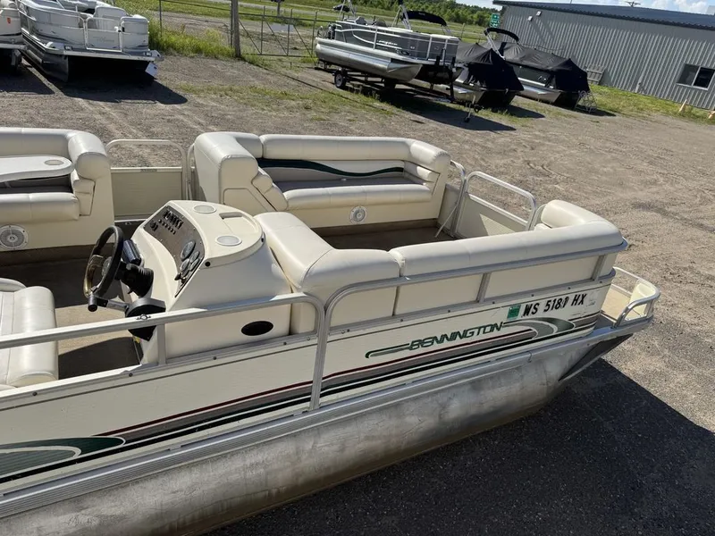 Slide: The Image of Bennington 2275 LX Pontoon 1998 - 17