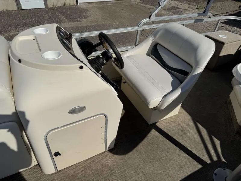 Slide: The Image of Bennington 2275 LX Pontoon 1998 - 18