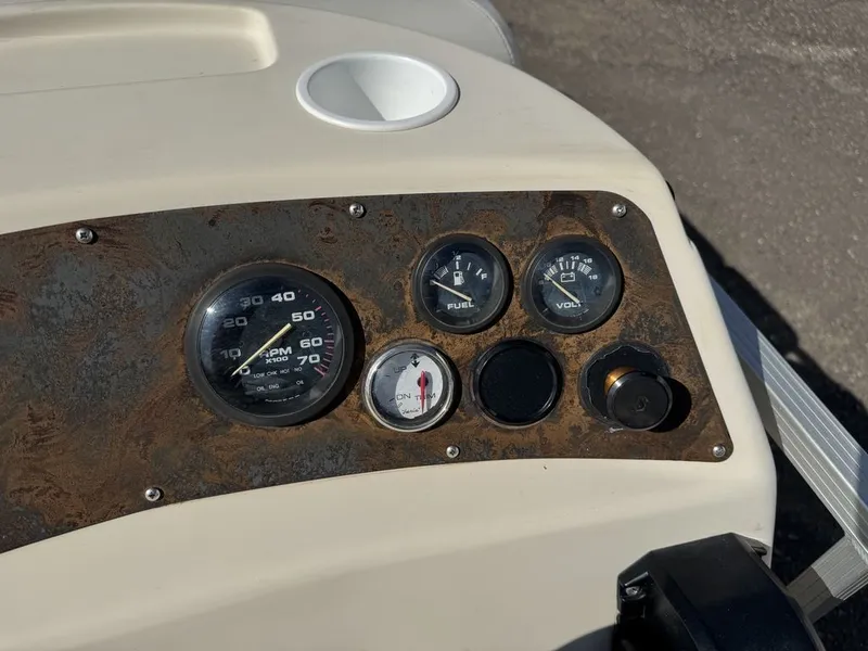 Slide: The Image of Bennington 2275 LX Pontoon 1998 - 22