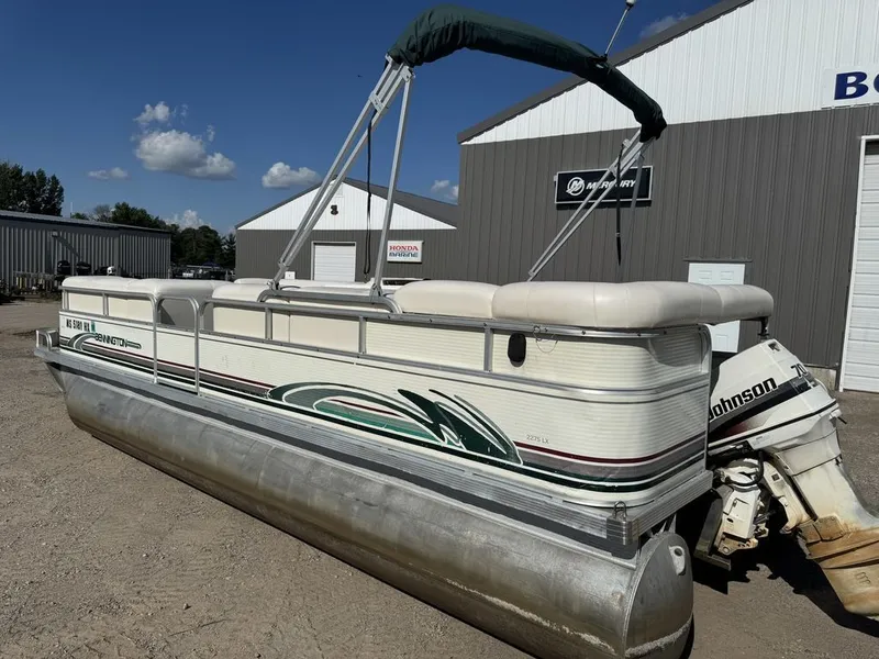 Slide: The Image of Bennington 2275 LX Pontoon 1998 - 39