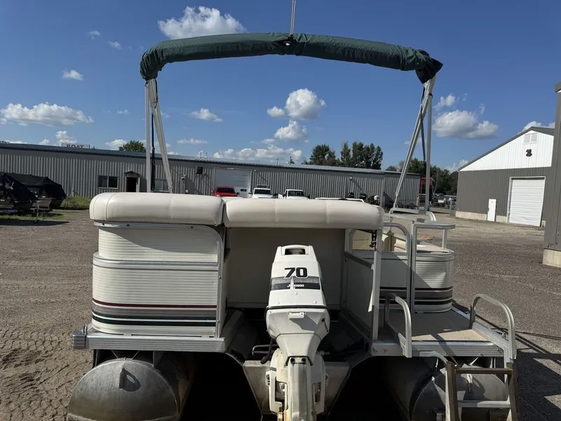 Slide: The Image of Bennington 2275 LX Pontoon 1998 - 40