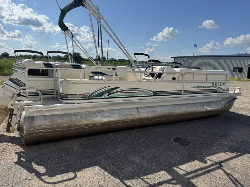 Slide: The Image of Bennington 2275 LX Pontoon 1998 - 42