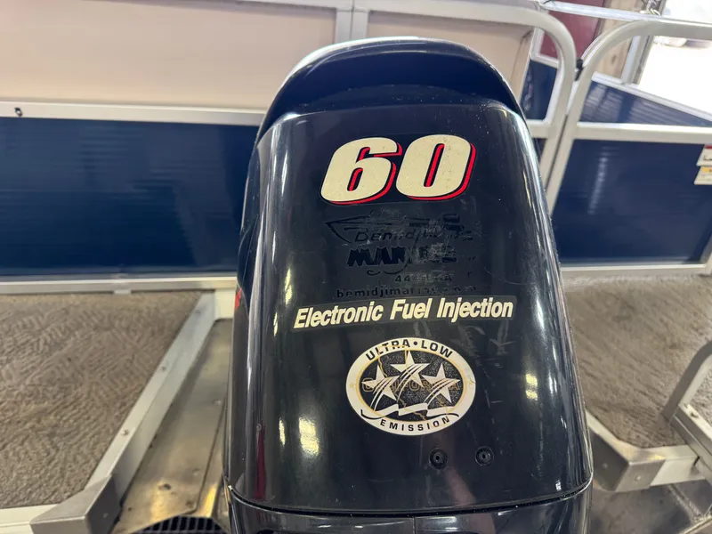 Slide: The Image of Weeres Cadet 200 2012 - 46