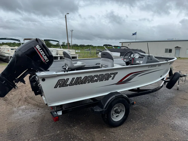 Slide: The Image of Alumacraft Classic 165 2011 - 38
