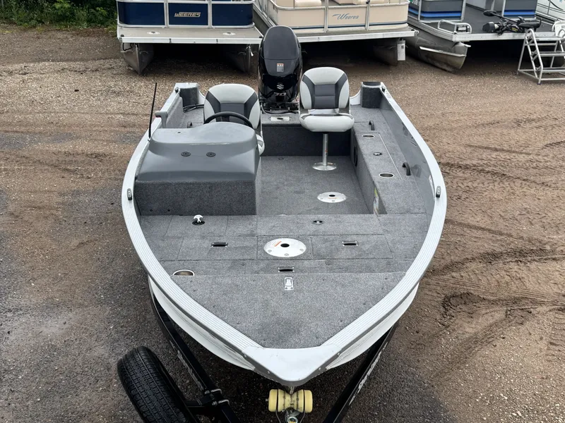 Slide: The Image of Alumacraft Classic 165 2011 - 7