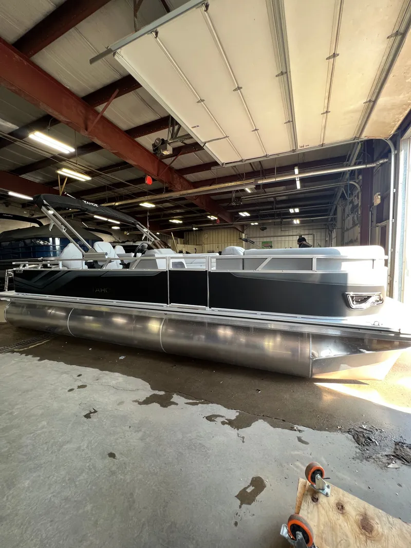 Slide: The Image of Tahoe Sport 2385 Rear Fish & Honda 4-Stroke EFI 2026 - 24